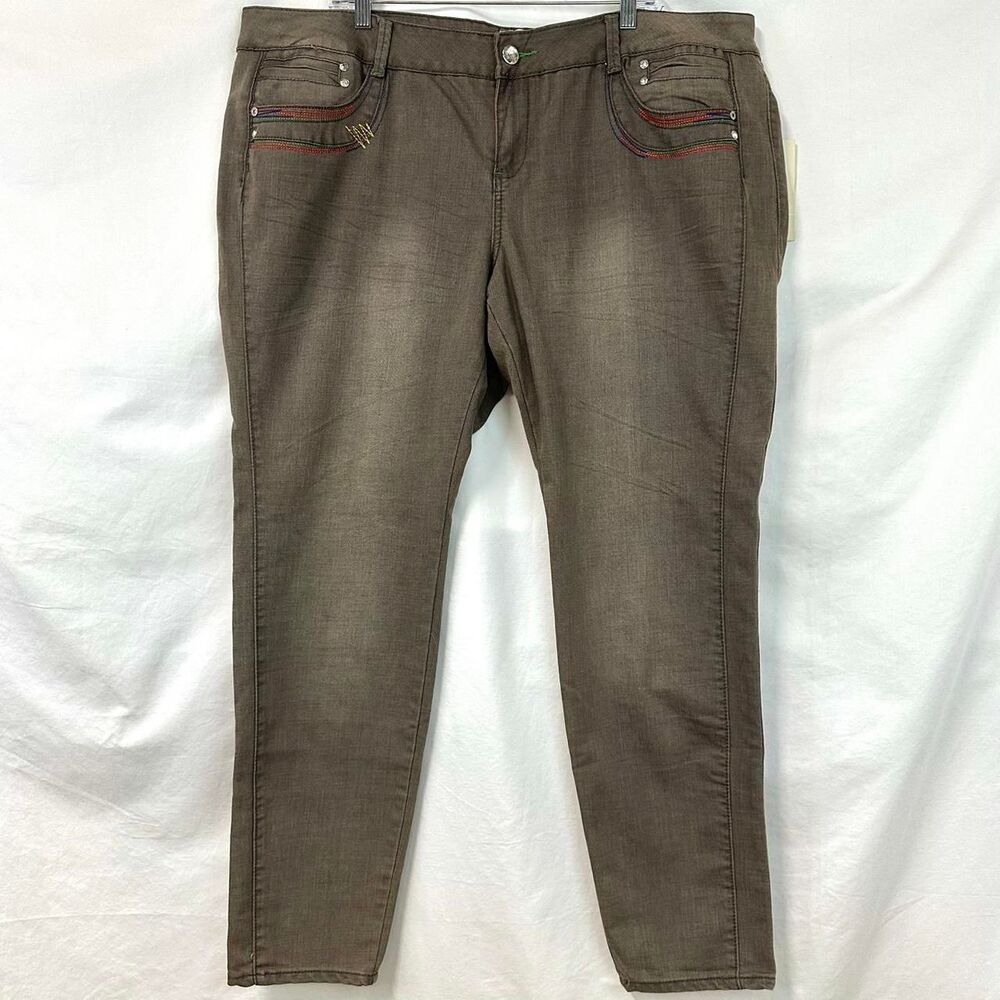 AKADEMIKS NWT Brown Embroidered Straight‎ Slim Jeans Womens Plus 24 2000s Y2K
